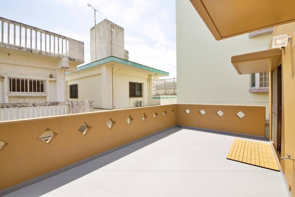 Mk House Apartment Ginowan