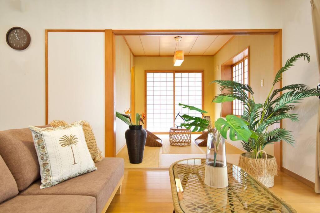 Mk House *